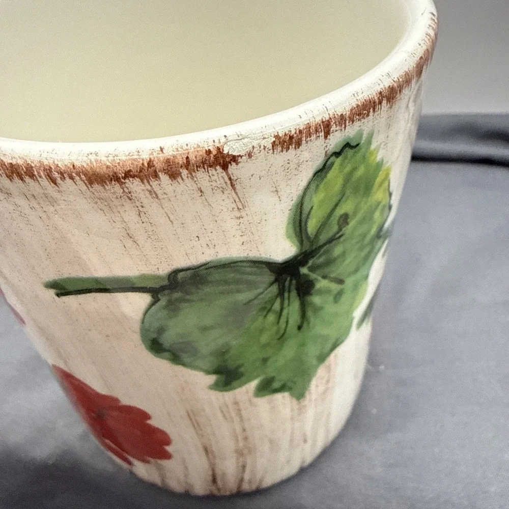 Sur La Table  Hand Painted Floral Design Italy CAPRI Mug Holds 12 ounces